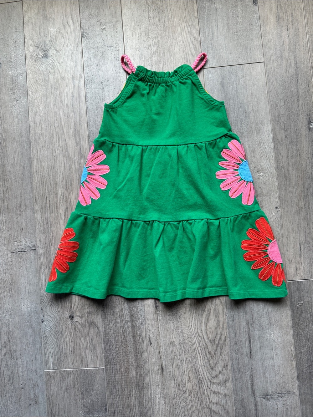 Mini Boden Bright Green Tiered Dress with Colorful Daisy Appliqués - Picture 3 of 6